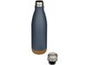 Бутылка для воды Cove из нержавеющей стали с двойными стенками и вакуумной изоляцией, объемом 500 мл, с пробковыми деталями - Hale Blue