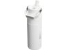 Бутылка для воды объемом 700 мл с откидной трубочкой Stanley IceFlow™ 2.0 - Frosted white